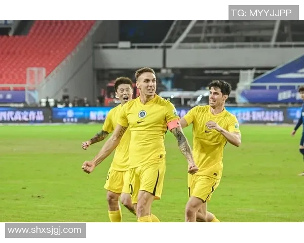 周三010中超焦点战北京国安迎战浦和红钻争夺胜利荣耀