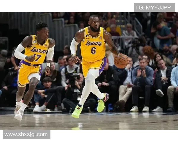 湖人掘金西部决赛第二场激战回顾球星表现与战术分析